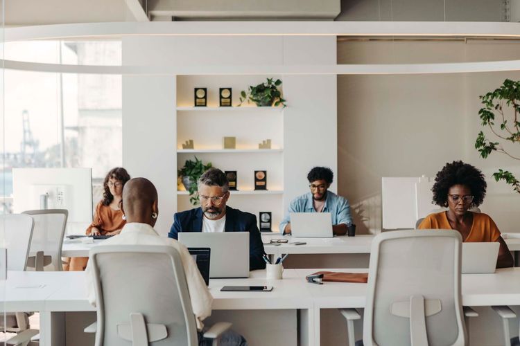 How to Calculate Desk Utilization with Ease?