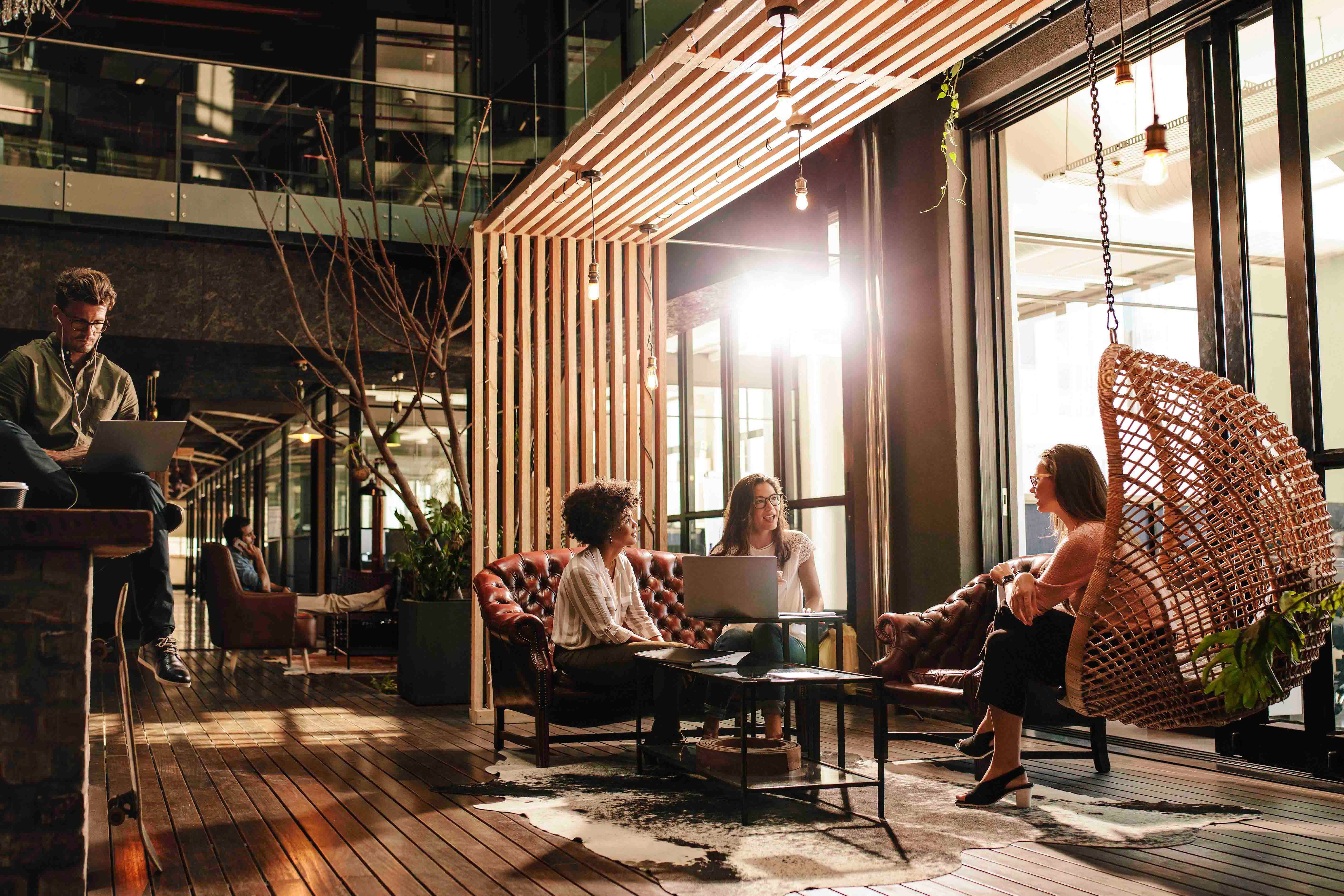 benefits hybrid working