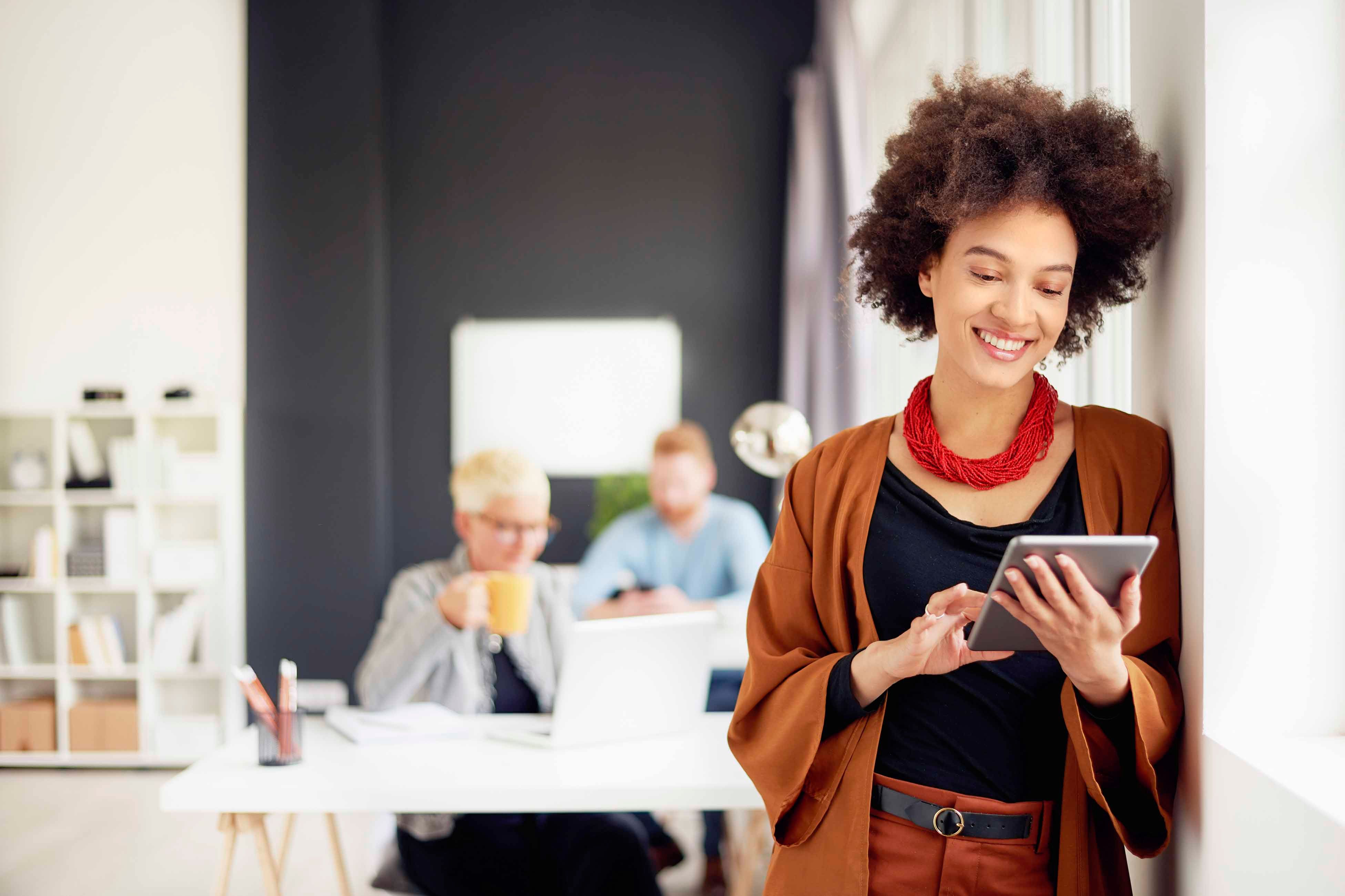Colleague working on a tablet - General